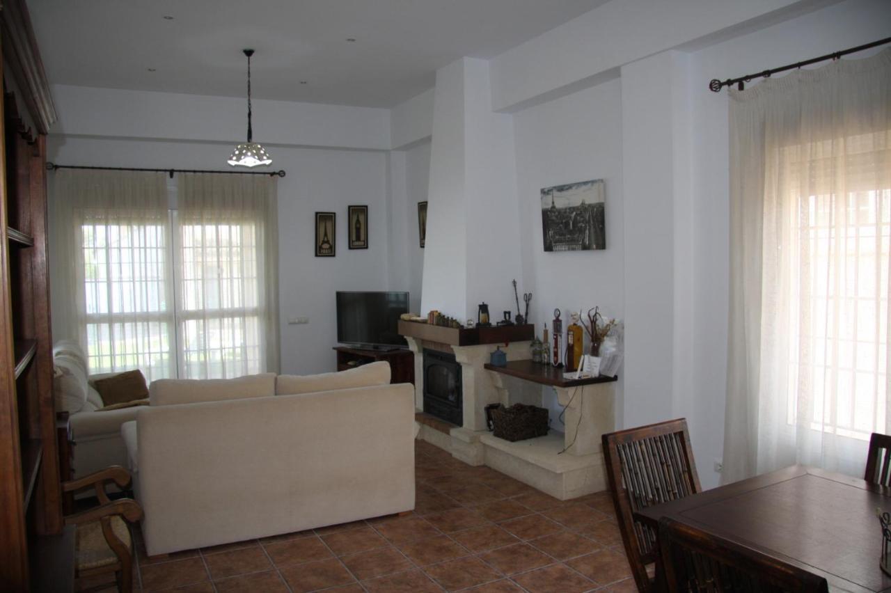 Moderno Y Amplio Chalet, Con Piscina Privada Chiclana de la Frontera Exterior foto